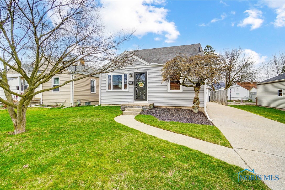 2938 Indianola Drive, Toledo, Ohio image 1
