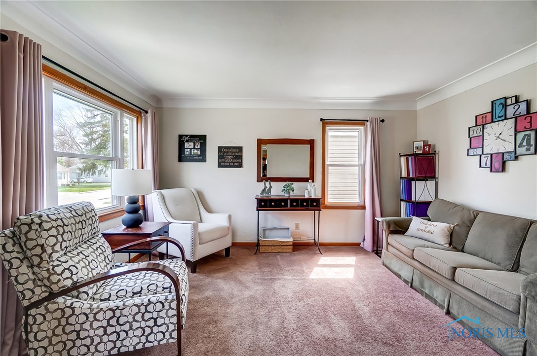 2938 Indianola Drive, Toledo, Ohio image 6