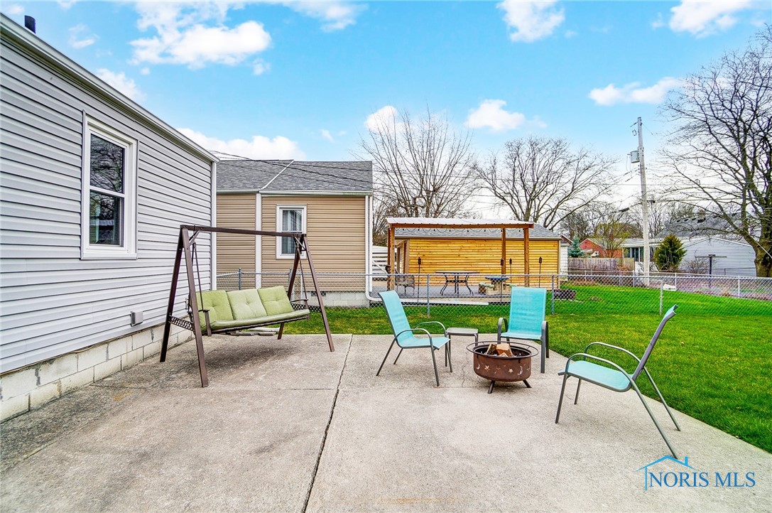 2938 Indianola Drive, Toledo, Ohio image 48