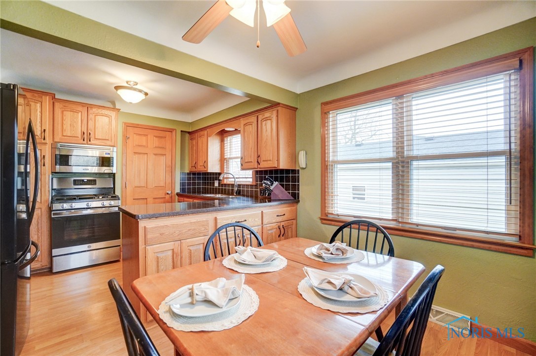 2938 Indianola Drive, Toledo, Ohio image 9