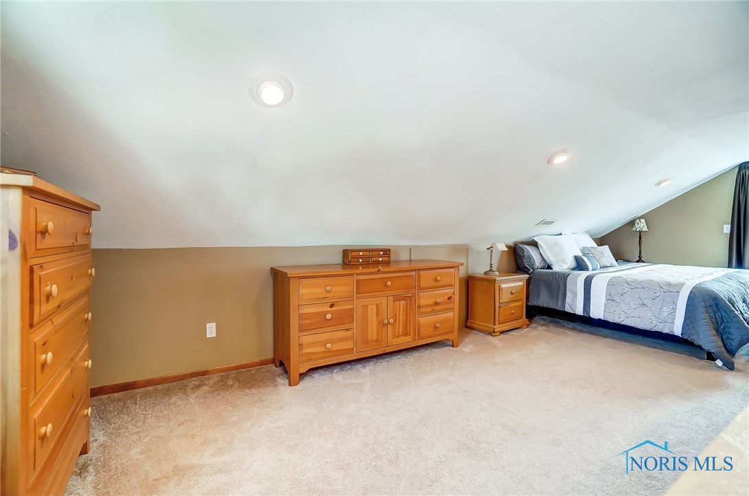 2938 Indianola Drive, Toledo, Ohio image 25