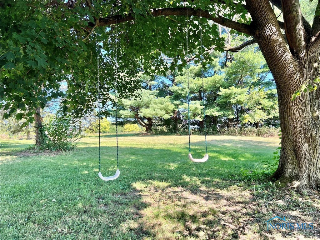 Findlay, Ohio 45840, United States, 4 Bedrooms Bedrooms, ,3 BathroomsBathrooms,Residential,Contingent,216229