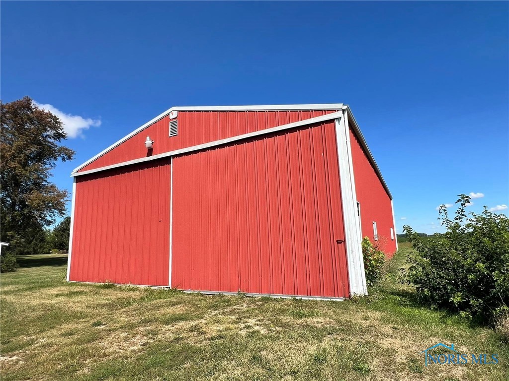 Findlay, Ohio 45840, United States, 4 Bedrooms Bedrooms, ,3 BathroomsBathrooms,Residential,Contingent,216229