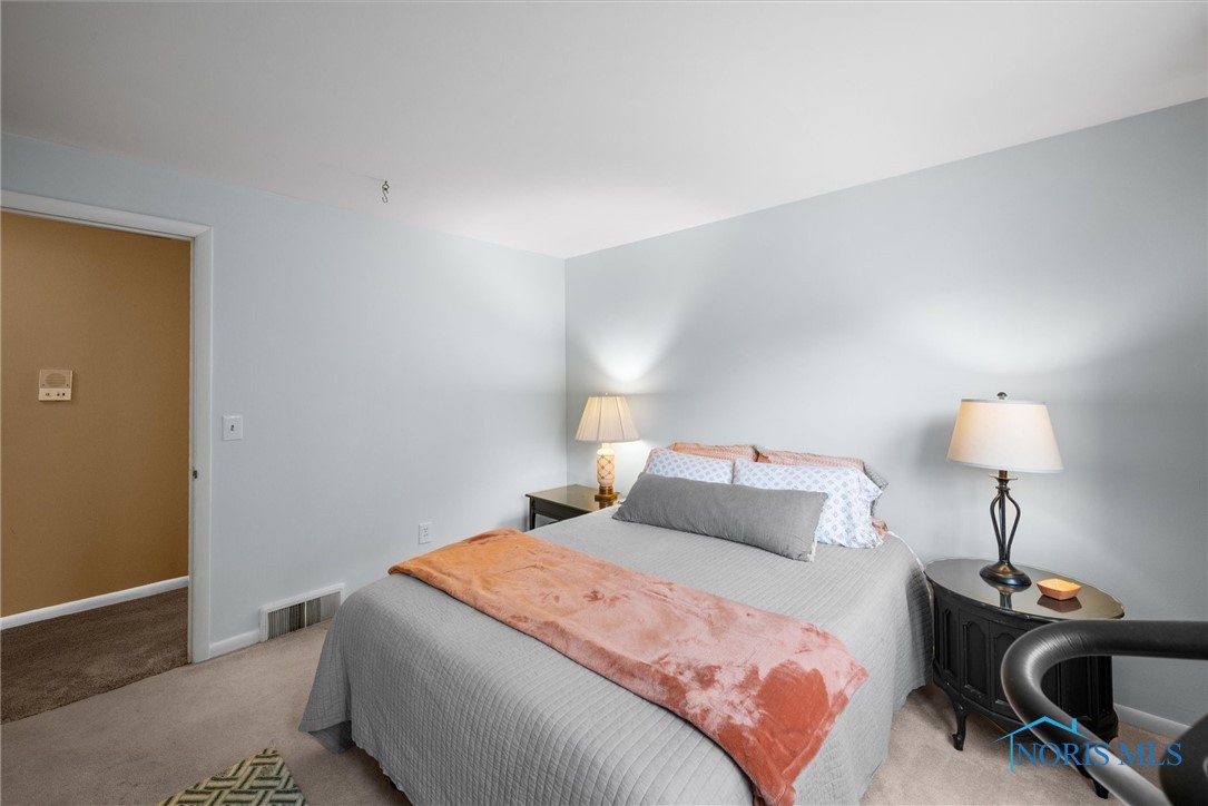4708 Turnbridge Road, Toledo, Ohio image 30