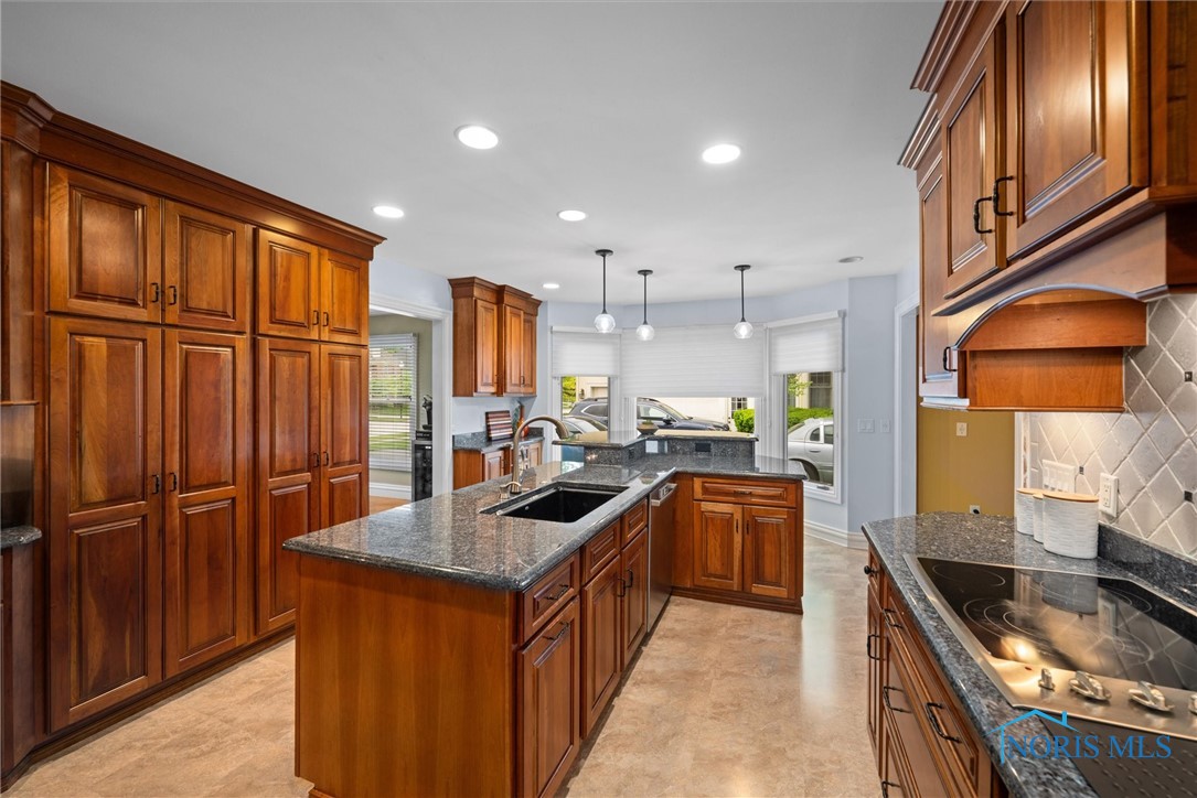 26741 Green Ville Drive, Perrysburg, Ohio image 14