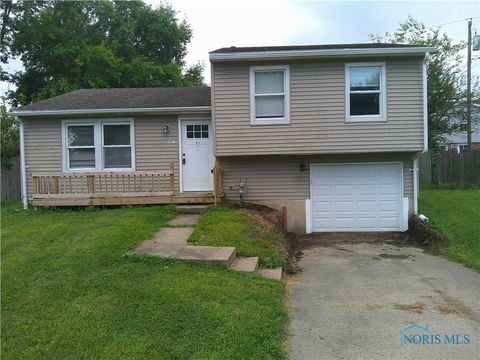 Photo of 4415 Cape Lane, Toledo, OH 43615 (MLS # 6136863)