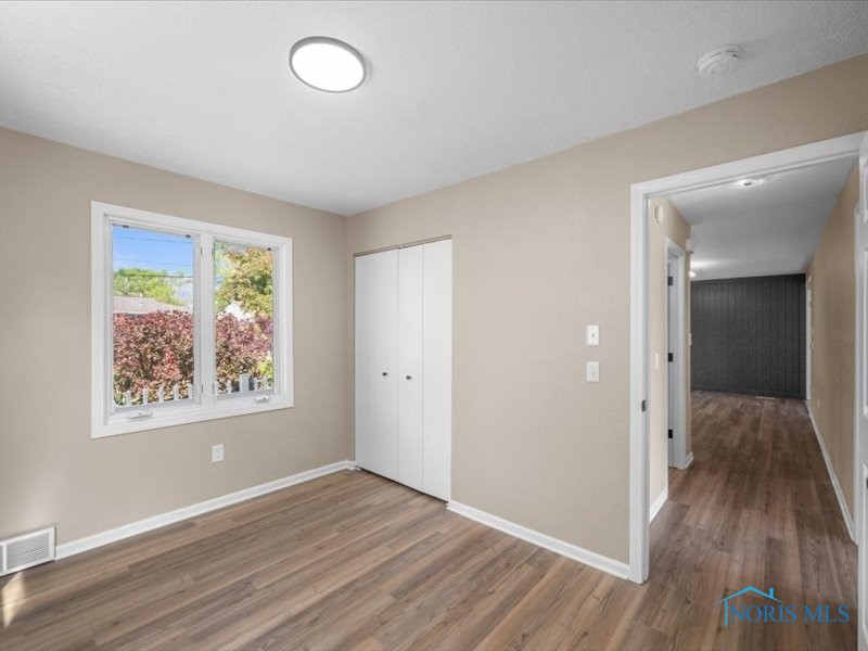 1407 Pennelwood Drive, Toledo, Ohio image 17