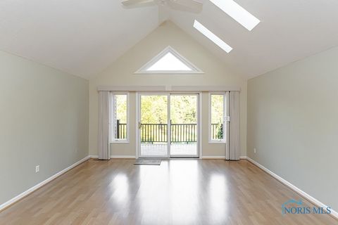 Tiny photo for 1533 Eaglebrook Road #1533, Toledo, OH 43615 (MLS # 6136491)