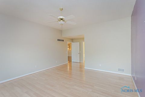 Tiny photo for 1533 Eaglebrook Road #1533, Toledo, OH 43615 (MLS # 6136491)