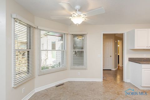 Tiny photo for 1533 Eaglebrook Road #1533, Toledo, OH 43615 (MLS # 6136491)