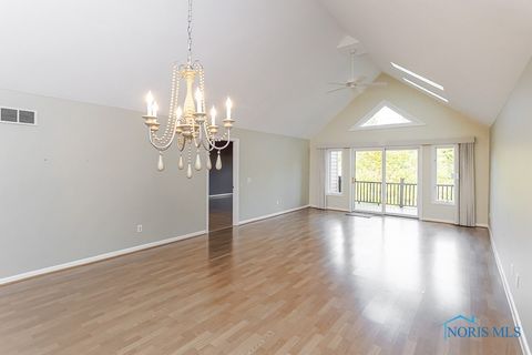 Tiny photo for 1533 Eaglebrook Road #1533, Toledo, OH 43615 (MLS # 6136491)