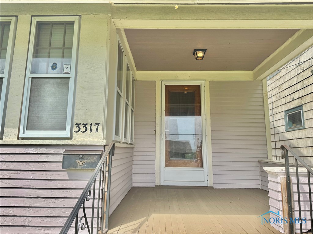 3317 Parkwood Avenue, Toledo, Ohio image 4