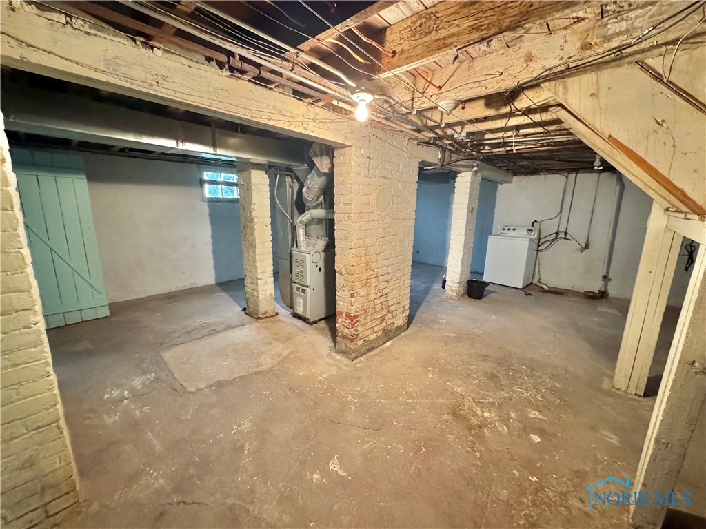 3317 Parkwood Avenue, Toledo, Ohio image 16