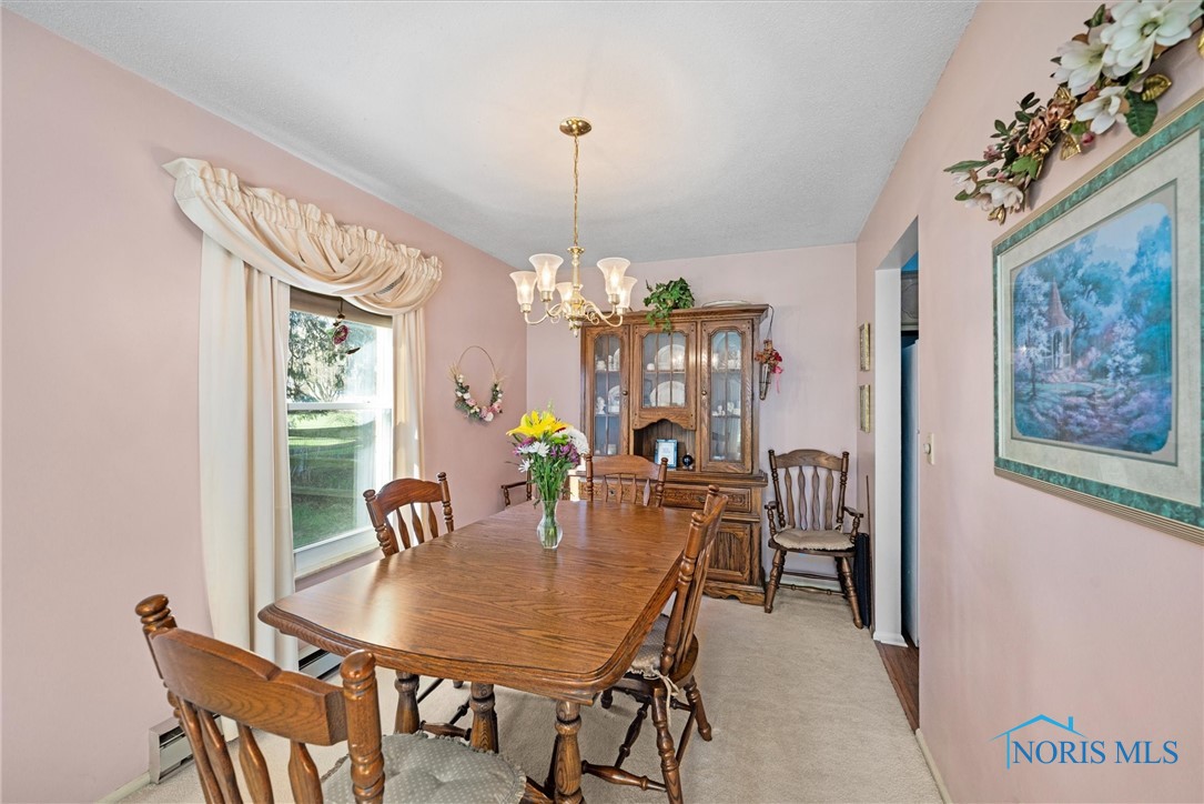 2331 Brownlee Drive, Toledo, Ohio image 8