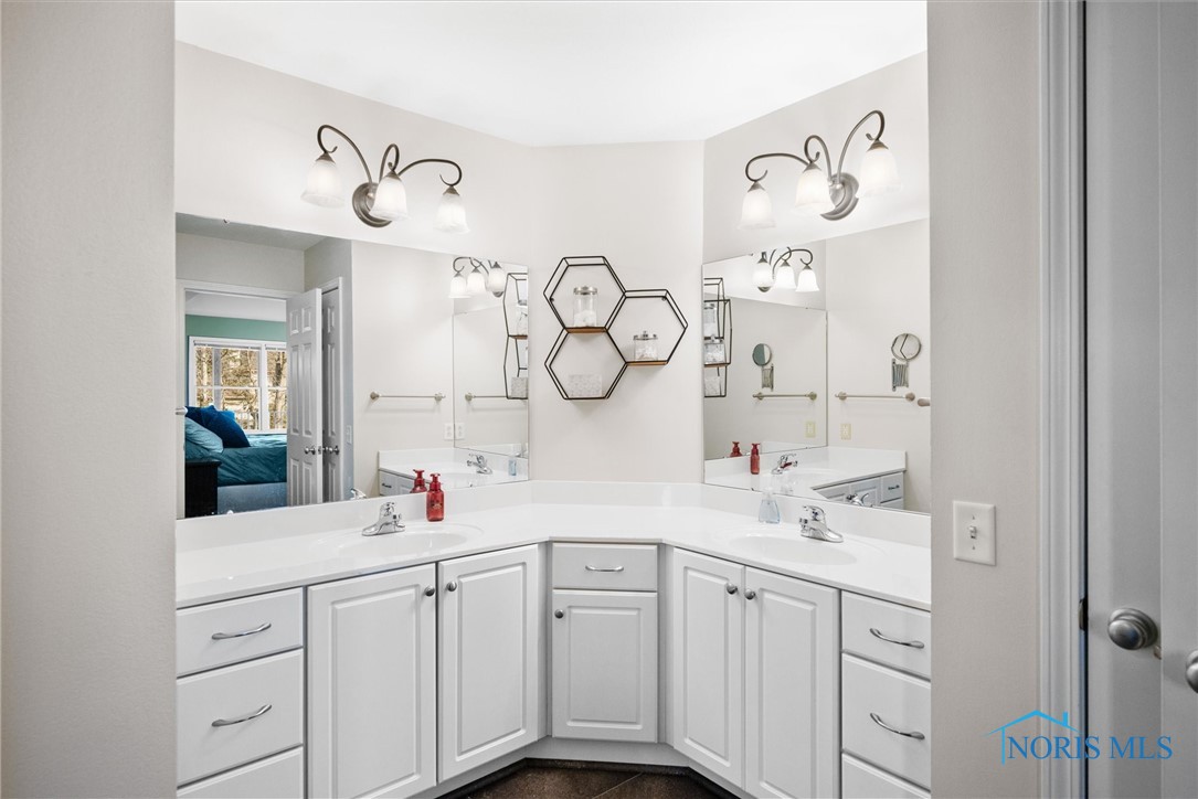 7134 Ramblehurst Road, Sylvania, Ohio image 36