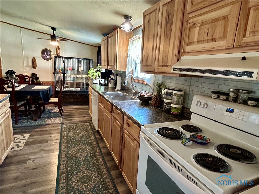 2400 S Township Rd #27, Tiffin, Ohio image 10