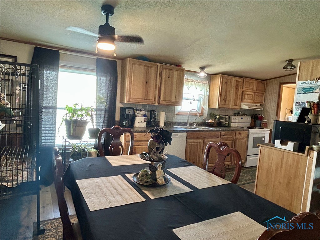 2400 S Township Rd #27, Tiffin, Ohio image 8
