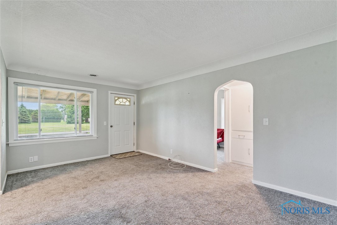 13916 N Broadway Avenue, Neapolis, Ohio image 9