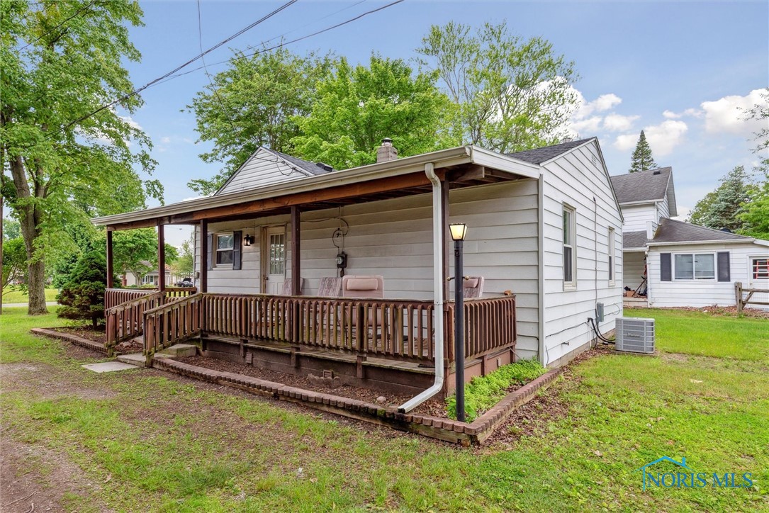 13916 N Broadway Avenue, Neapolis, Ohio image 28