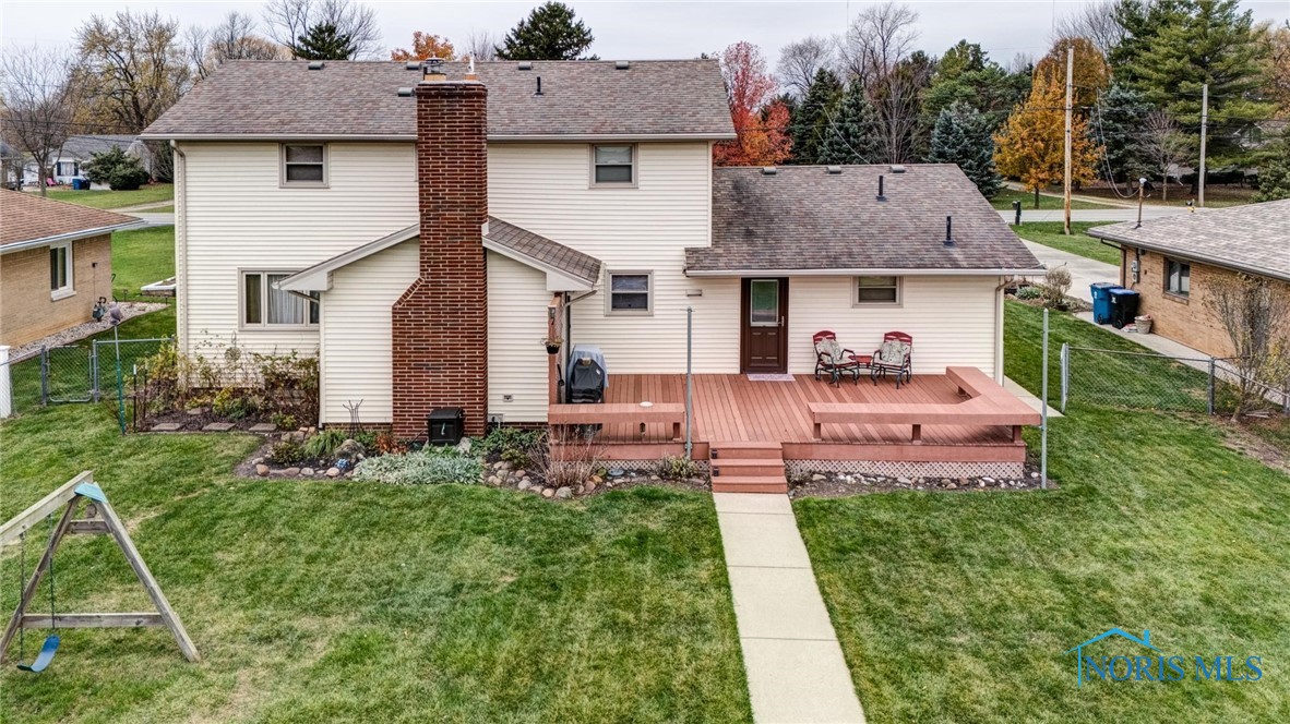 109 S Stadium Road, Oregon, Ohio image 2