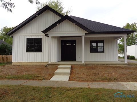 Photo of 717 E Third Street, Ottawa, OH 45875 (MLS # 6136167)