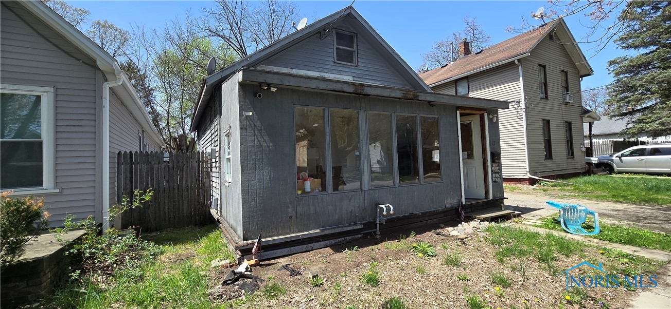 142 Whiting Avenue Ave, Toledo, Ohio image 1