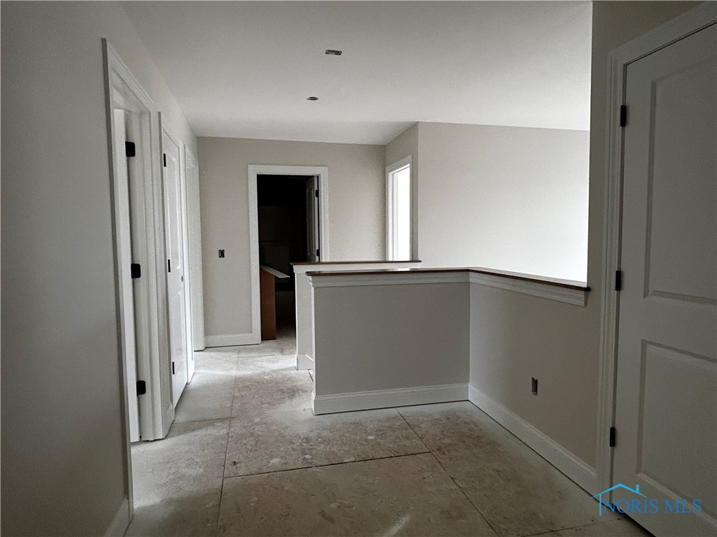 222 Avilyn Drive, Oregon, Ohio image 8