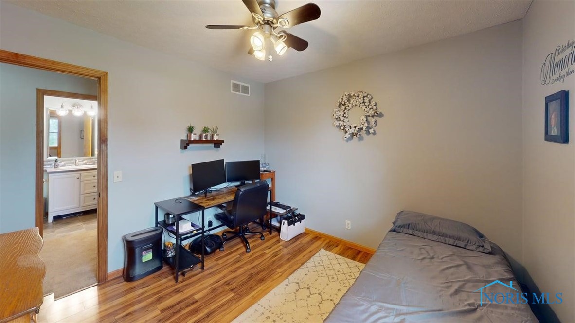311 W Linden Avenue, Gibsonburg, Ohio image 23