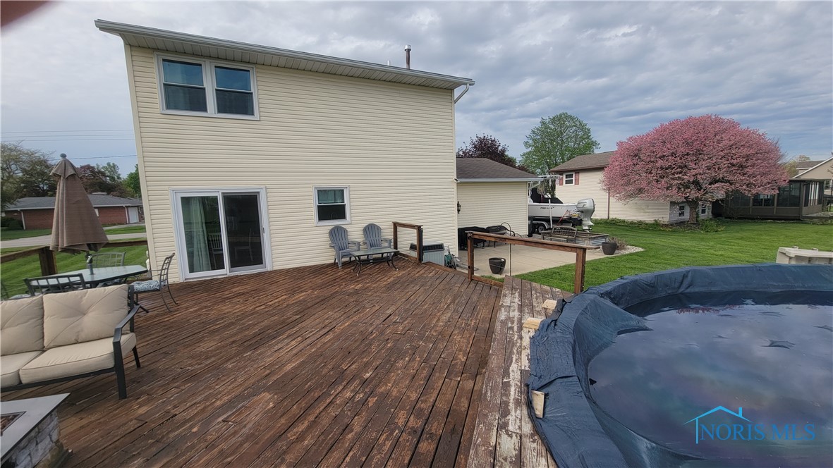 311 W Linden Avenue, Gibsonburg, Ohio image 36