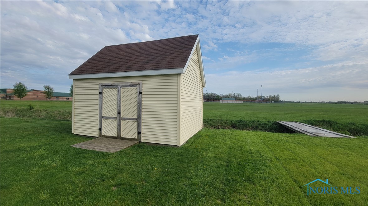 311 W Linden Avenue, Gibsonburg, Ohio image 39