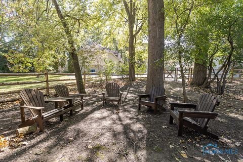 Tiny photo for 2946 Orchard Tree Lane, Toledo, OH 43617 (MLS # 6136674)
