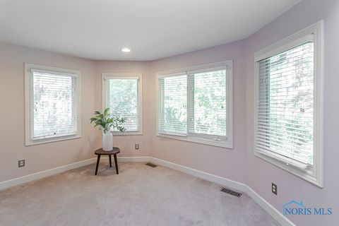 Tiny photo for 2946 Orchard Tree Lane, Toledo, OH 43617 (MLS # 6136674)