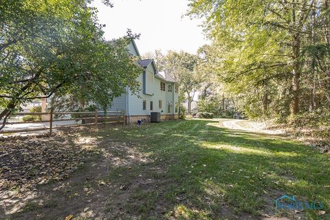 Tiny photo for 2946 Orchard Tree Lane, Toledo, OH 43617 (MLS # 6136674)