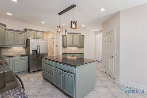 Tiny photo for 2946 Orchard Tree Lane, Toledo, OH 43617 (MLS # 6136674)