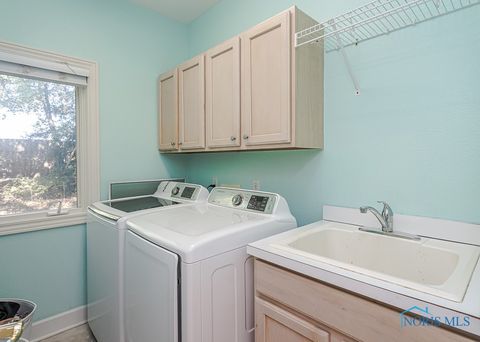 Tiny photo for 2946 Orchard Tree Lane, Toledo, OH 43617 (MLS # 6136674)