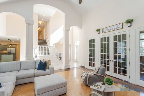 Tiny photo for 2946 Orchard Tree Lane, Toledo, OH 43617 (MLS # 6136674)