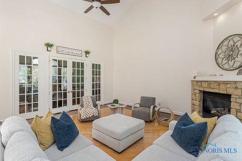 Tiny photo for 2946 Orchard Tree Lane, Toledo, OH 43617 (MLS # 6136674)