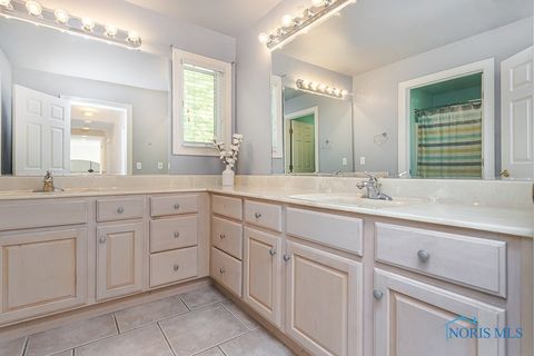 Tiny photo for 2946 Orchard Tree Lane, Toledo, OH 43617 (MLS # 6136674)