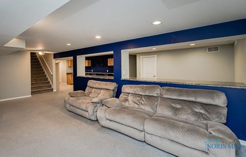 Tiny photo for 2946 Orchard Tree Lane, Toledo, OH 43617 (MLS # 6136674)