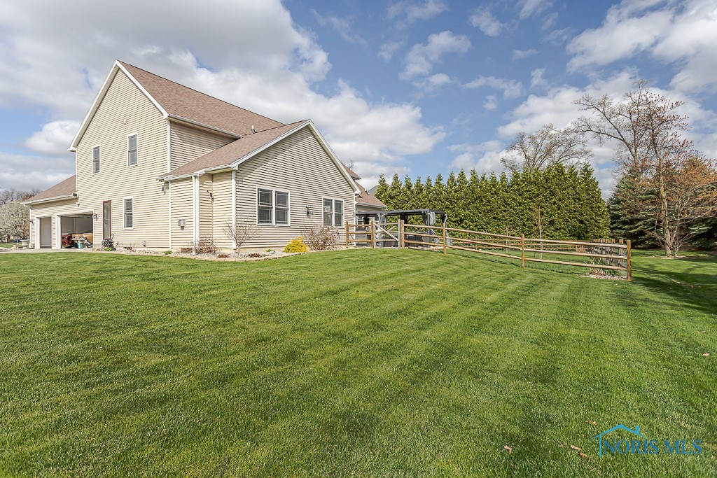 3643 Boulder Ridge Drive, Maumee, Ohio image 10