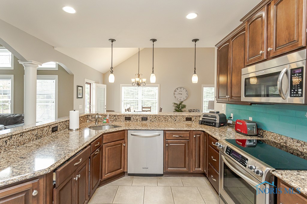 3643 Boulder Ridge Drive, Maumee, Ohio image 20