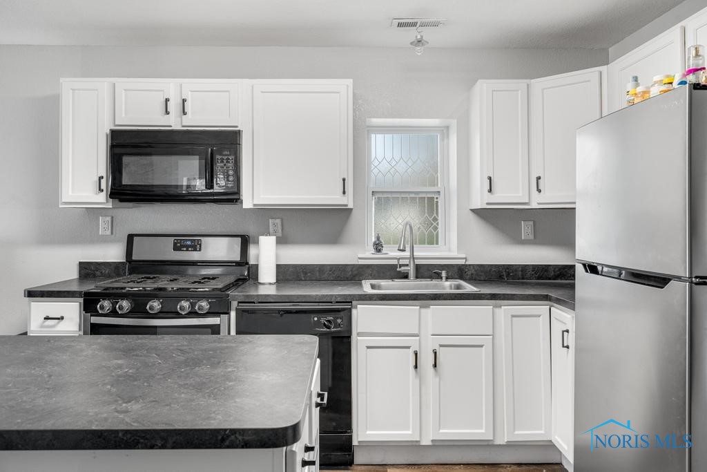 6650 Hill Avenue, Toledo, Ohio image 13