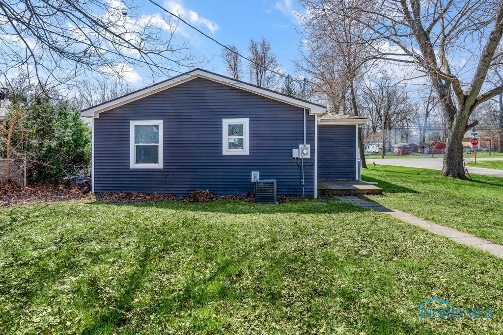 6650 Hill Avenue, Toledo, Ohio image 32
