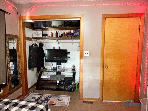 Tiny photo for 335 Windsor Lane, Gibsonburg, OH 43431 (MLS # 6136574)