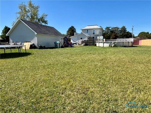 Tiny photo for 335 Windsor Lane, Gibsonburg, OH 43431 (MLS # 6136574)