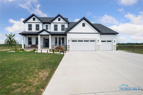 Photo of 9412 Newbury Lane, Whitehouse, OH 43571 (MLS # 6135603)