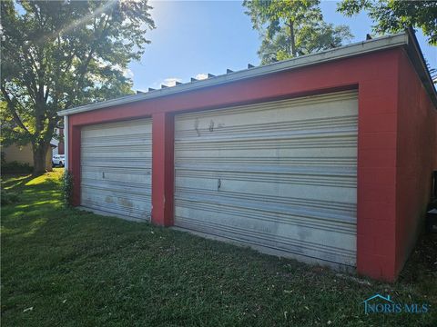 Tiny photo for 1101 Jefferson Avenue, Defiance, OH 43512 (MLS # 6136450)