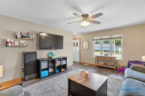 Tiny photo for 126 Hillcrest Avenue, Findlay, OH 45840 (MLS # 6136379)