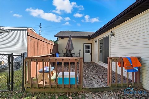 Tiny photo for 126 Hillcrest Avenue, Findlay, OH 45840 (MLS # 6136379)