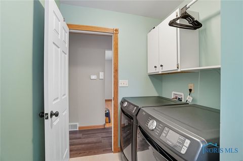 Tiny photo for 126 Hillcrest Avenue, Findlay, OH 45840 (MLS # 6136379)